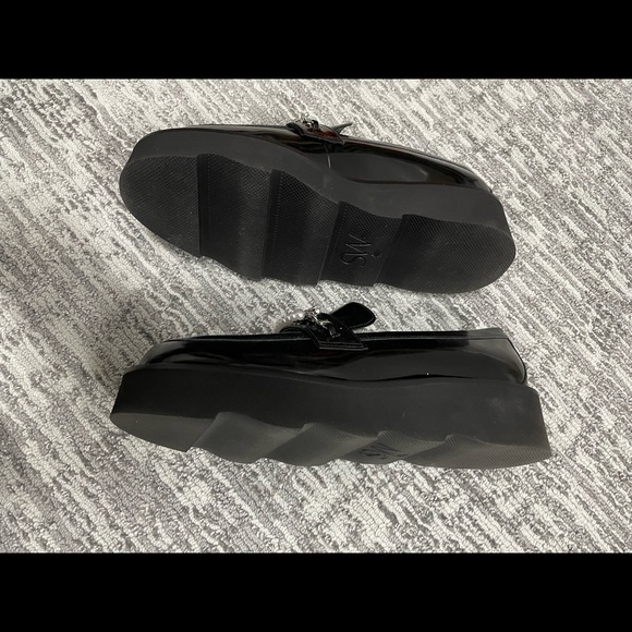 Stuart Weitzman platform, embellished loafers. Worn one time. - Picture 4 of 4